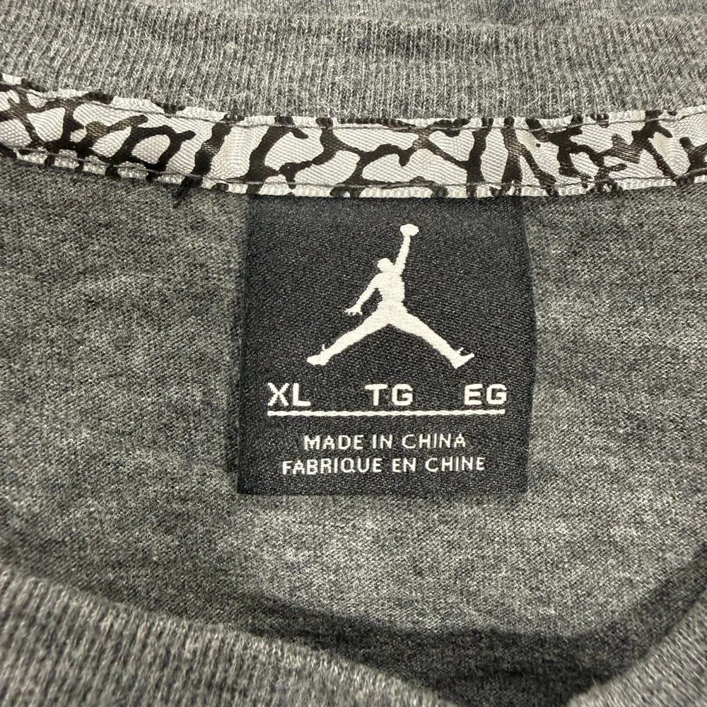 Jordan Women's Black and Gray Raglan Tee - Picture 4 of 4